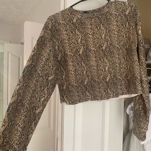 Zara sweatshirt crop top